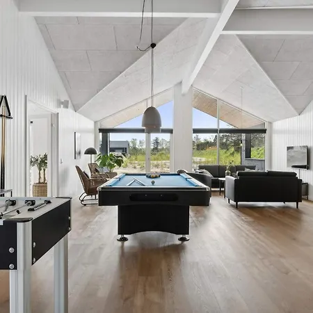 5 Star In Holiday home